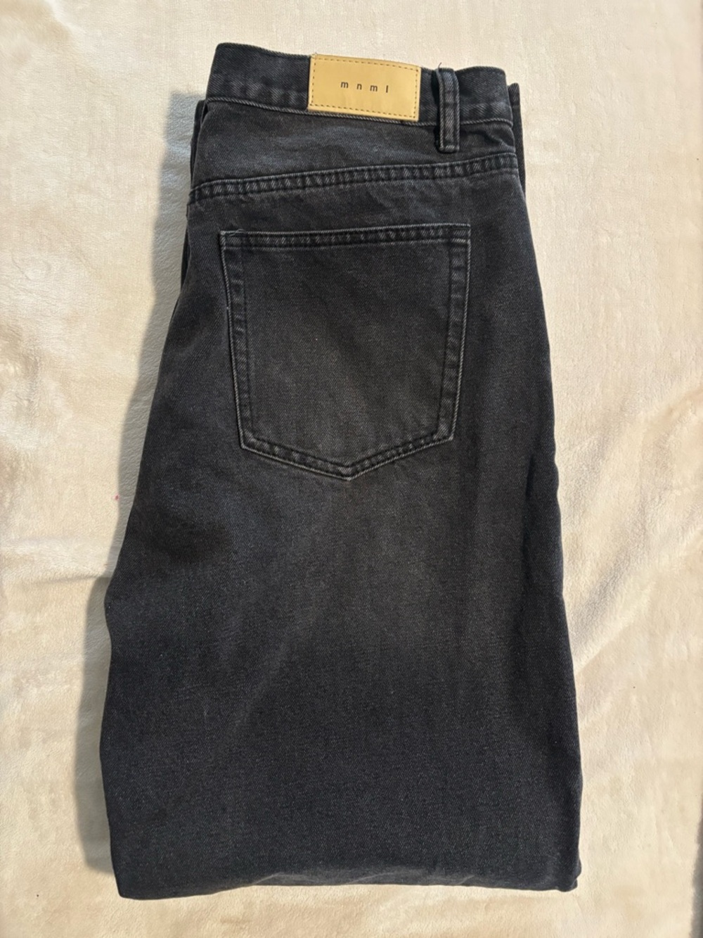MNML Men's Ultra Baggy Jeans - Picture 2 of 5